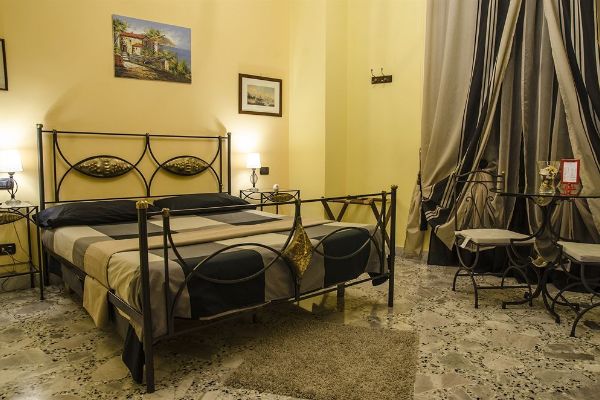 Hotel Sant'Eligio (Neapel)